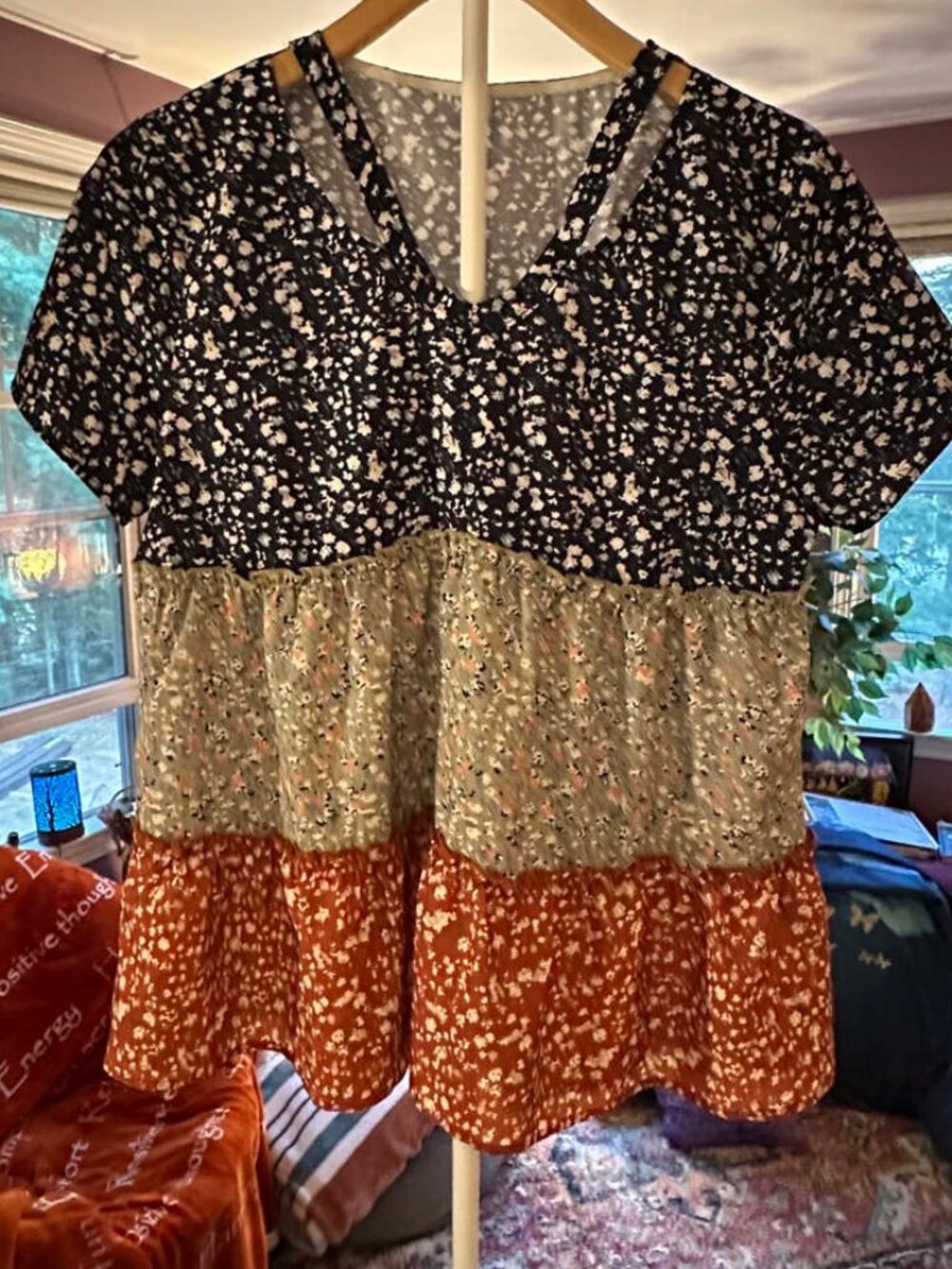 Tiered Floral Boho Blouse – Size M – Blue/Green/Rust